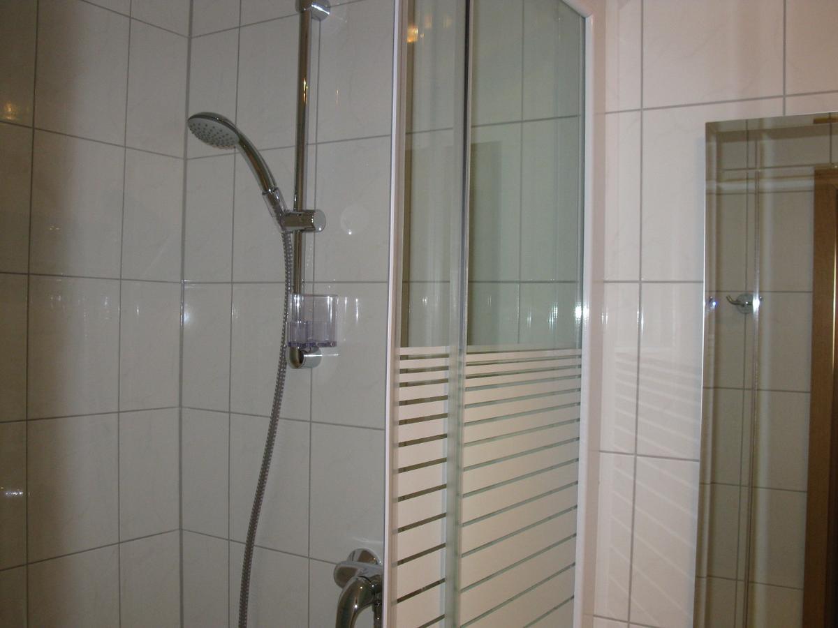 Loens Hotel Garni Garbsen Exterior photo